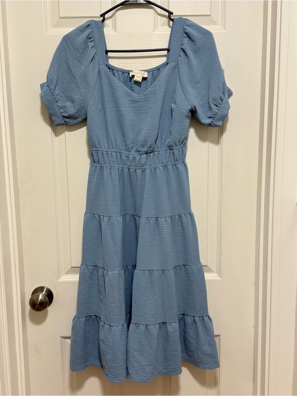 Monteau LA Light Blue Midi Dress Size small